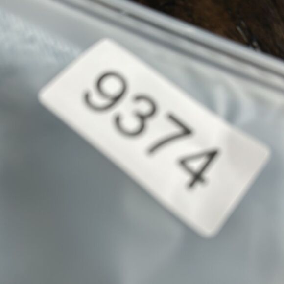 NWT Old Navy Plus Size Light Blue High Waist Raw Hem Cuffes Denim Shorts Size 24 - Picture 9 of 9